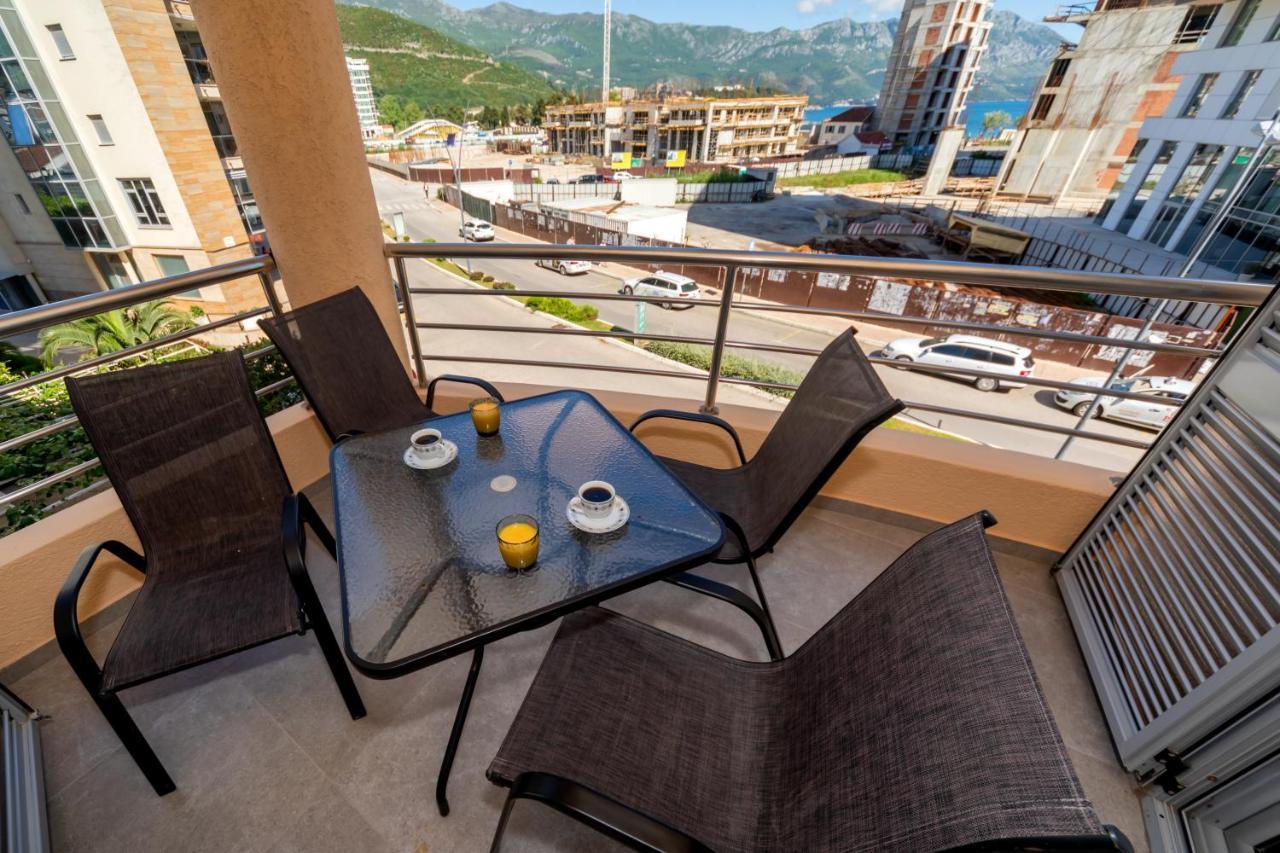Daire City Apartments Budva