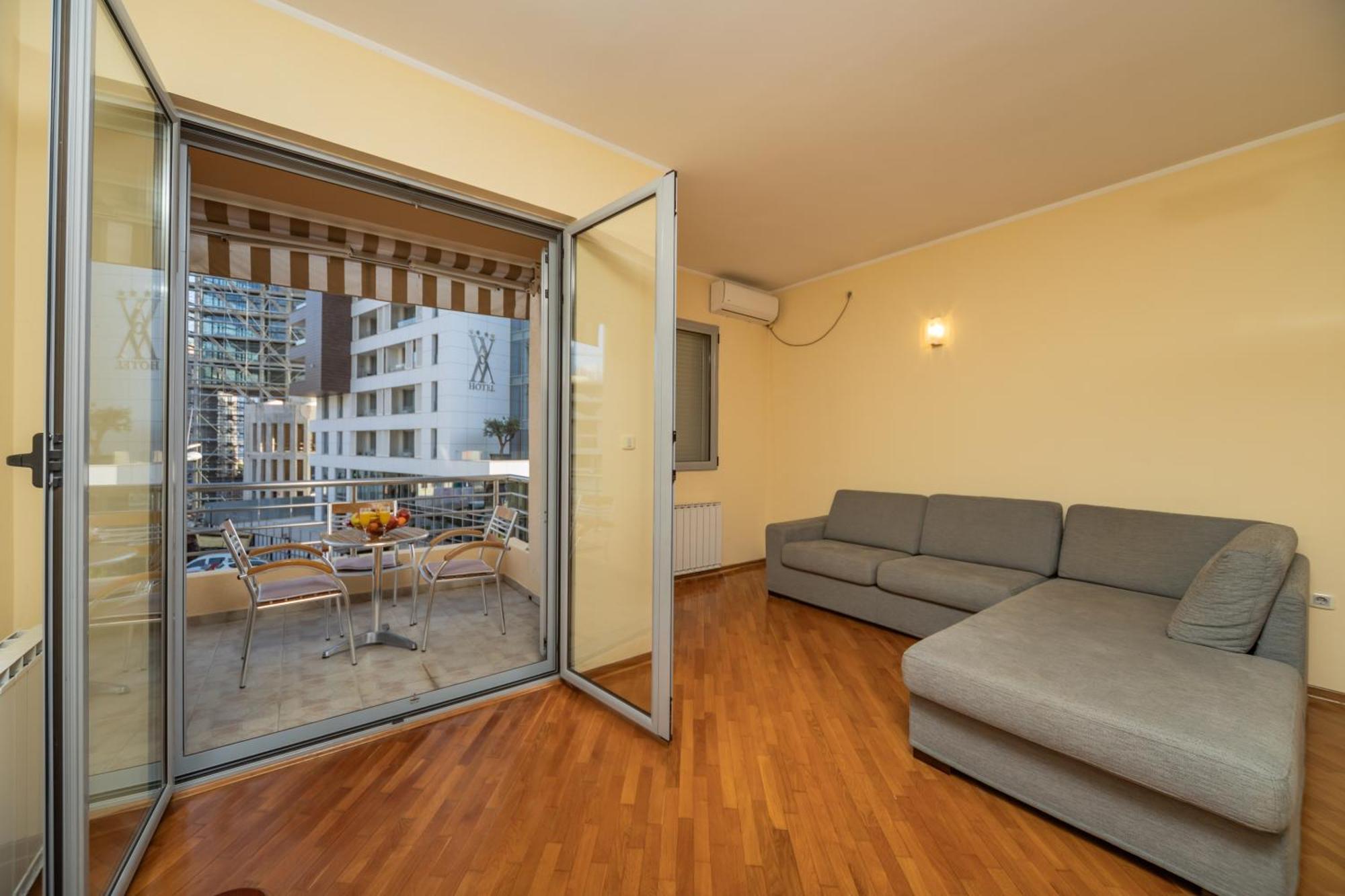City Apartments *